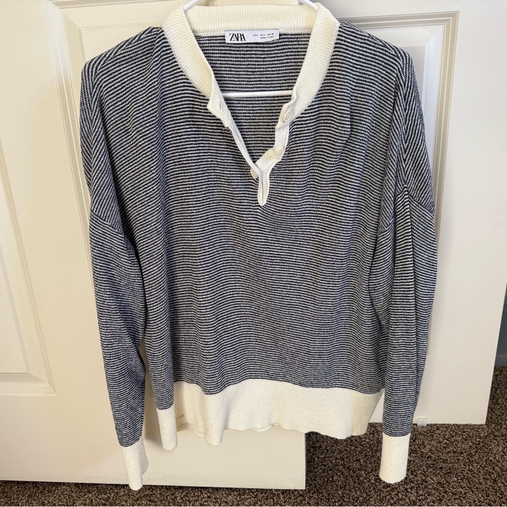 Zara Navy and Cream Striped Knit Top